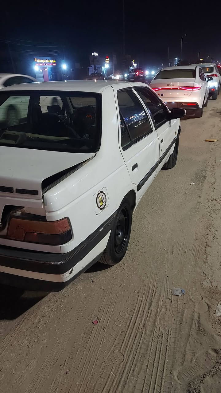 بيجو ٤٠٥ • ٢٠١٢ • رقم نجف