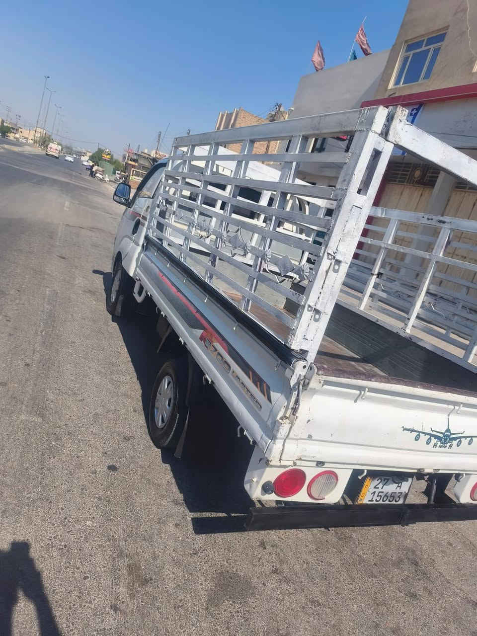 سلام عليكم سياره نوع كيه بنكو موديل 2015 كفاله عامه من تبديل وصبغ والبارد كير ومكينه حداديه تبريد تخم تاير خير من الله سياره مال جناي تحكم سترين شاشه جبيره السعر 93 العنوان كربلاء رقم الهاتف ***********
