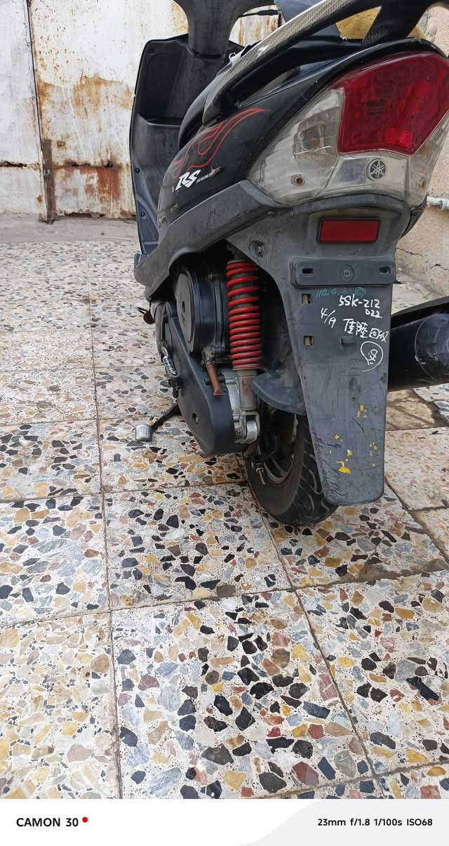 👋🏻
ماڪس عدله 49 بلادي مكفوله
ڪفرات دواخل كله ختم واحد وي مڪينه
ڪهربائيات كله شغاله 
شلعه ومعدل 100
عوزه فقط باتري
775 وبيه مجـال 
***********
