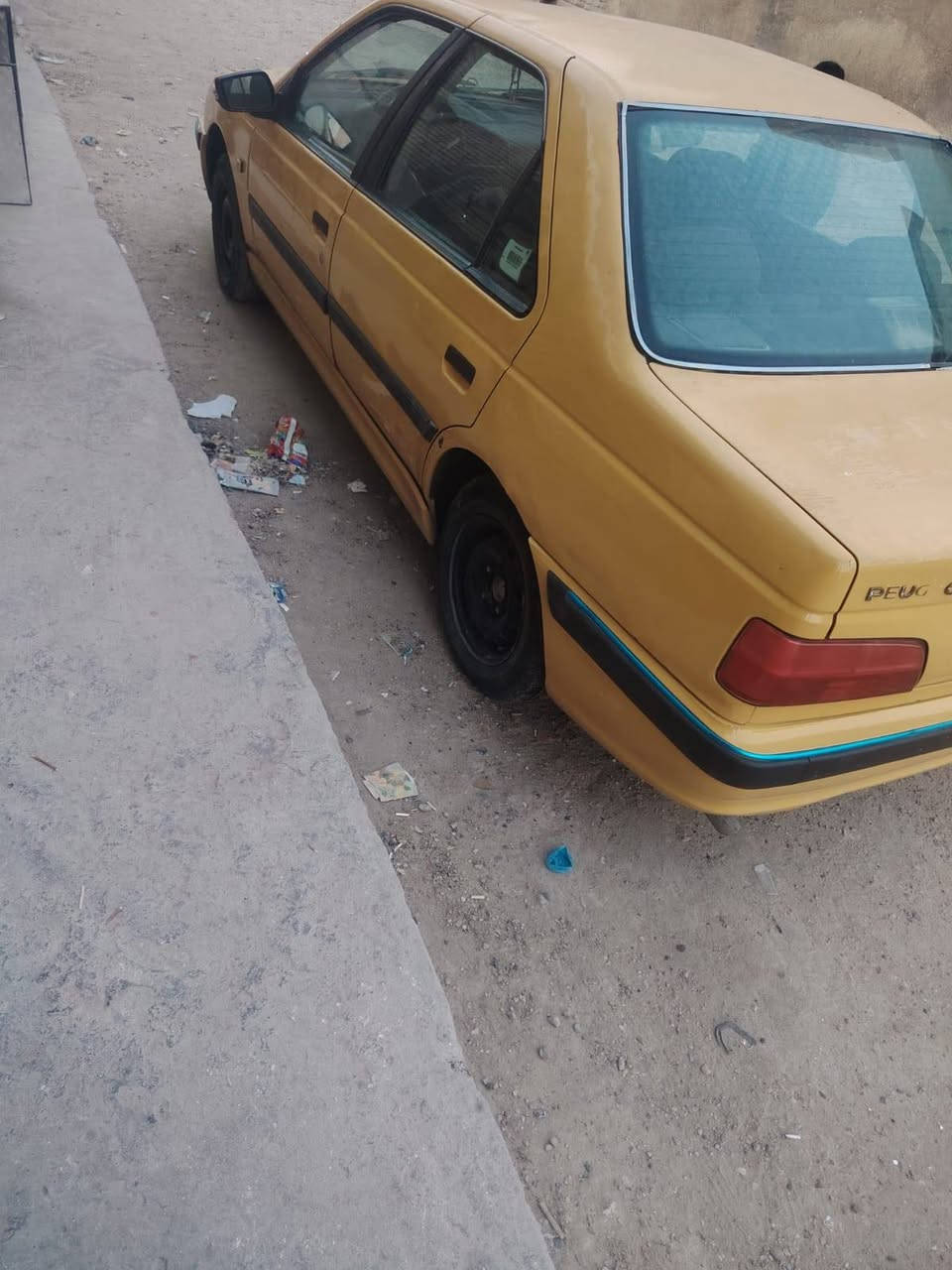 السلام عليكم
بيجو بارص للبيع مديل ٢٠١٥ +***********
