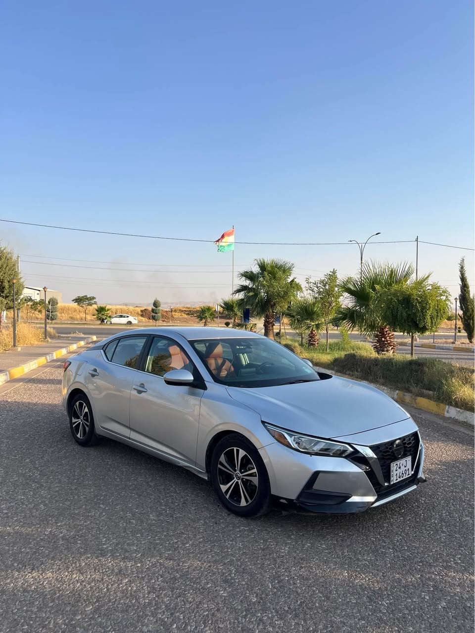 نيسان سينترا موديل 2021 sv plas 
داخل قه يسي سياره كه جملخ و هندك بونيد بوياغه 
بي داخلي بي يرباگ ده عمي زور خفيفه ره قم و سه نه وي نوئ يه رادر و به ردي گزوز هه مي به شه رته تحويل به شه رته سياركه نمونه يه له جواني 60 mill رويشتوه شوين (ئاكرئ) واتس اب *********** سعري 123 اكر, نينوى
