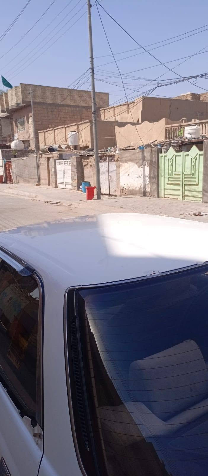 السلام عليكم
مارك عضم 91 رقم كربلاء انكليزي سنويه جديده بأسمي 
كير ومحرك ونجي مكفولات مكفوله من كص ونقل جثه
حداديه 100/80 دشبول بلادي سياره جاهزه 
السعر 38 وبيه مجال مكاني كربلاء 
رقمي ***********
