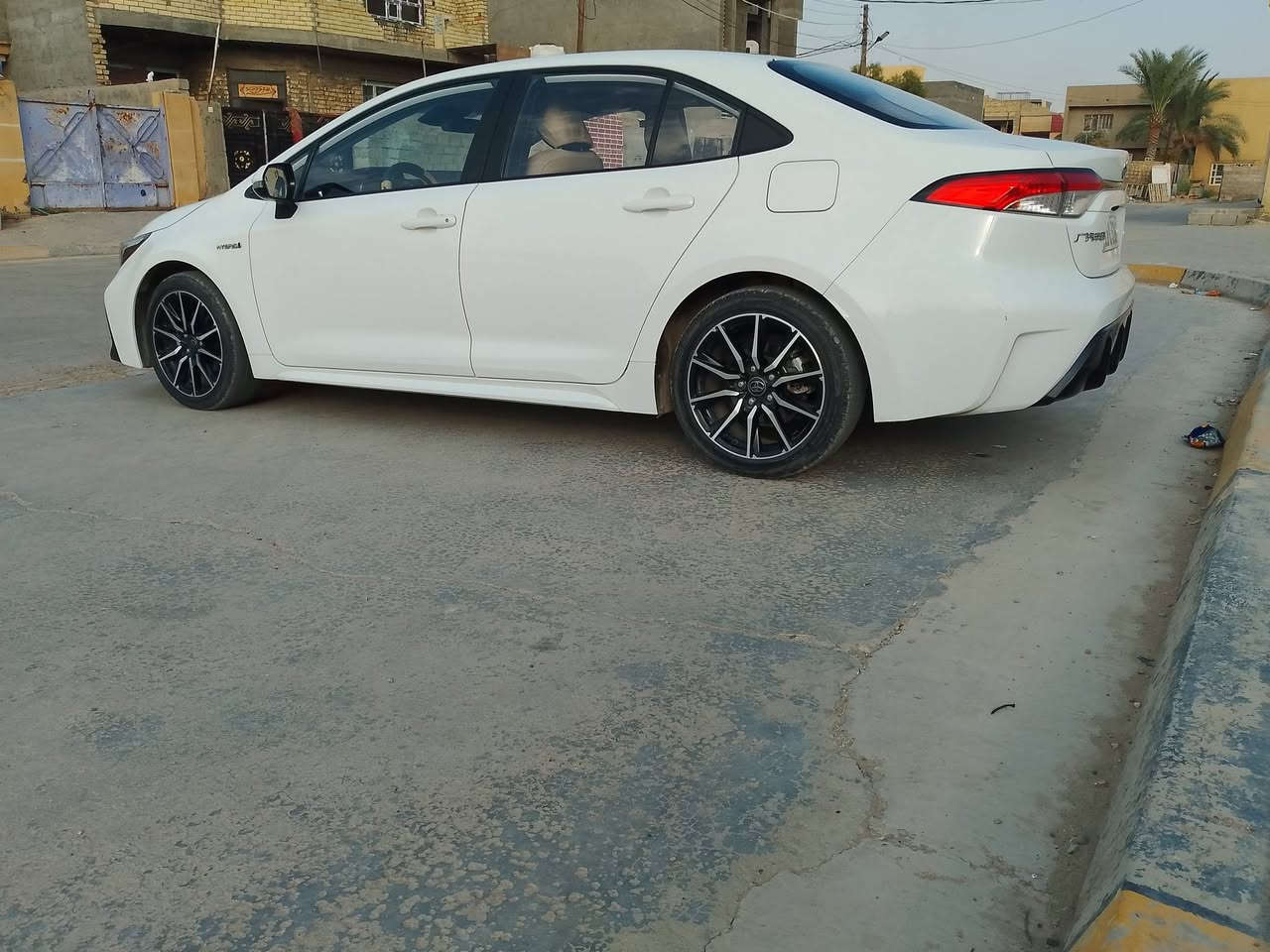 كورلا هايبرد ٢٠٢٣ S خليجي شكل الأمريكي
كامل المواصفات رقم بغداد ماشيه ٣٢ الف 
العنوان بغداد -ابي غريب-النصر والسلام 
السعر ١٤٨ 
***********
