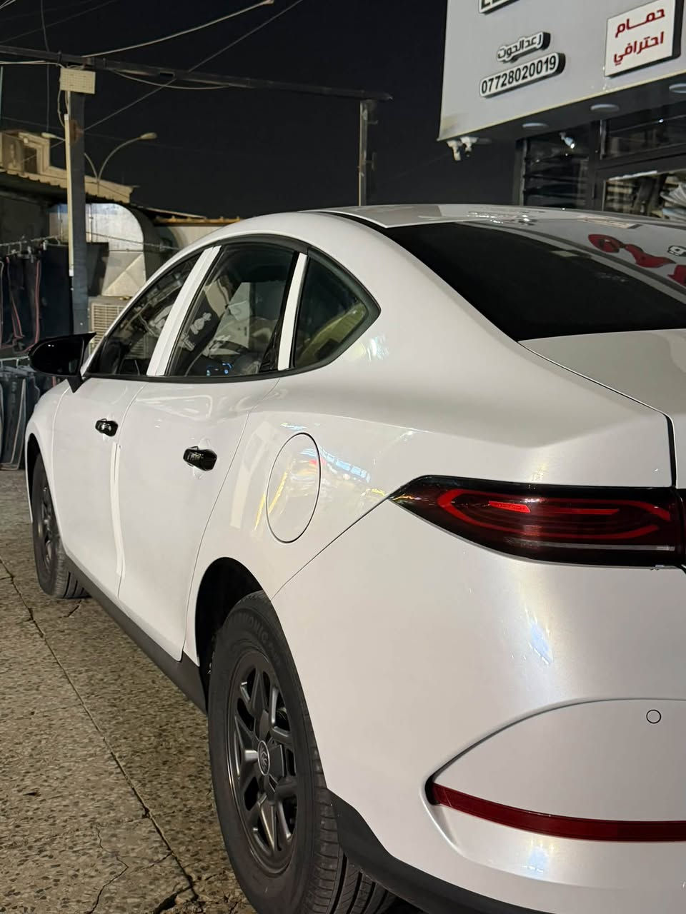 السلام عليكم byd كن بلاص مديل 2025 ماشيه 13 الف الكلي مكفوله كفاله عامه ما عده بارد بسيط بالصندوك فقط والباقي مكفول من كلشي شادلها عازل حراري للجام بيها ترتيبات سكوبات عليها سياره جديده السعر /  20600 وبيها مجال رقمي *********** مكاني بغداد
