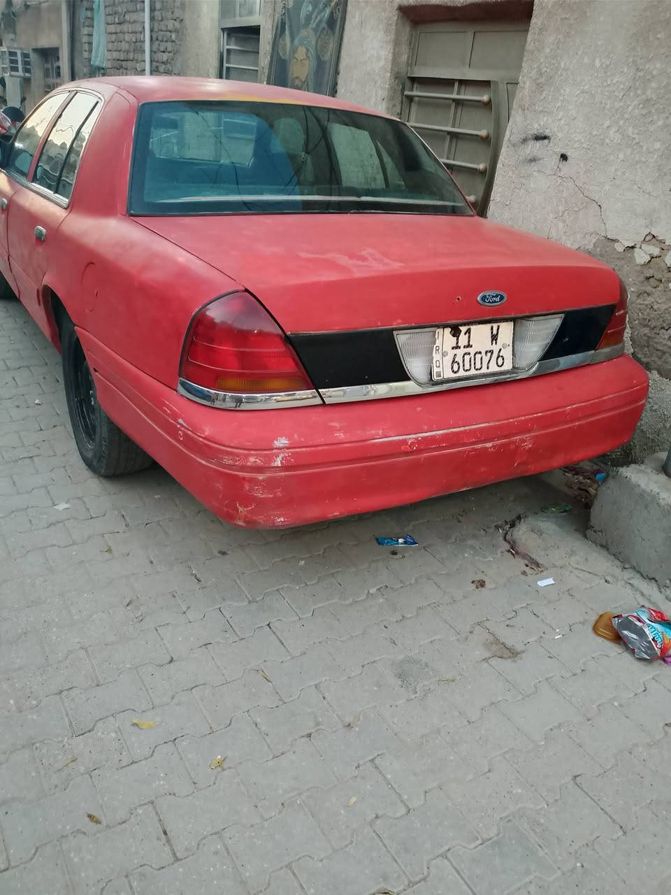 السلام عليكم للبيع او مراوس فورد كراون فكتوريا موديل ١٩٩٨ بغداد انكليزي بسمي سياره جاهزه محرك  ٤٦٠٠ محرك وكبر واكسل تمام السعر ٥٠ وبيه مجال العنوان بغداد رقم الهاتف***********.
