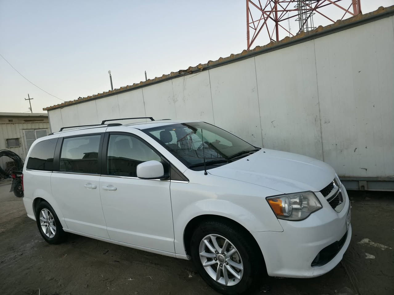 دوج كرفان 2020STX
باسمي سنويه لل31 باسمي هزه 26 جديده
تحكم ستيرن جهتين
مثبت سرعه
كشنات بلع
جلد اسود
تبريد خير من الله
مكينه شرط الفحص ممفتوحه
گير مبدل جديد
حادثه جنطه مبدل بلاد 
والتوضيح بالسونار
سياره خير من الله جاهزه من كل شي
مكاني البصره
السعر170
***********
الشراي يتدلل
