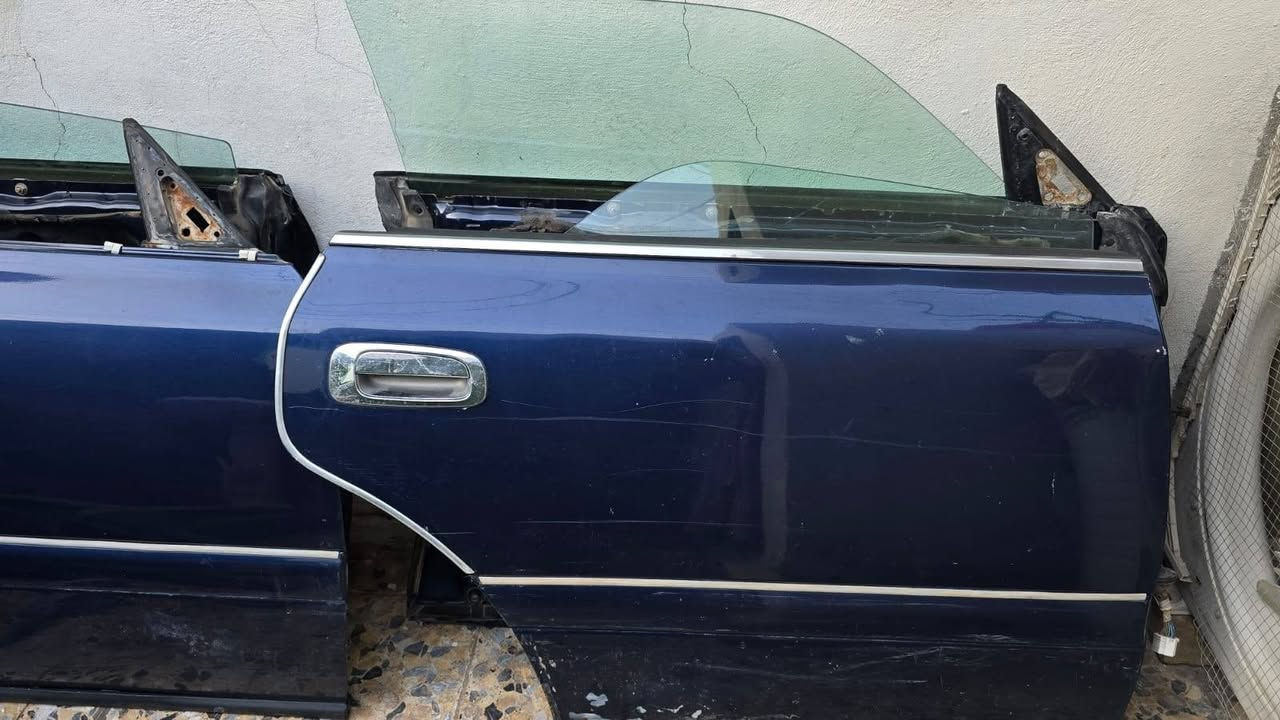 بيبان راس الثور فلات نضاف هنه وجامهن وماطورتهن  جام كاملات وبطاينهن هم نضاف ***********للبيع الباب الوحده ب20 الف
