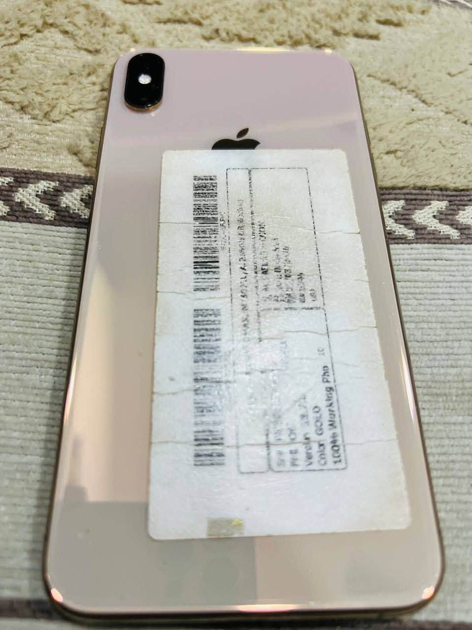 السلام عليكم 
لبيع جهاز جديد نضيف مامفتوح XS برو ماكس ع فحص بطاريته77ذاكره256سعره 300قفل مكاني بغداد الزعفرانية 
***********

نص مكتوب في الصور:
- 7:17 البطارية حالة البطارية والشحن رسالة مهمة حول البطارية حالة بطاريتك متدنية جدًا. يمكن أن يبدل أحد مزودي خدمة Apple المعتمدين البطارية لاستعادة الأداء والطاقة القصويين. العثور على خيارات الخدمة... الحد الأقصى للقدرة 77% هذا قياس لقدرة البطارية مقارنة بقدرتها عندما كانت جديدة. قد تتسبب القدرة المنخفضة بتقليل ساعات الاستخدام بين عملية الشحن والأخرى. أقصى قدرة للأداء تدعم بطاريتك حاليًا الأداء الطبيعي وقت الذروة. شحن البطارية المحسن للحد من استنزاف عمر البطارية، يتعلم الـ iPhone من عادات الشحن اليومية، بحيث ينتظر ولا يتجاوز 80% حتى يحين موعد حاجتك إلى استخدامه. الشحن بالطاقة النظيفية في منطقتك، سيحاول iPhone التقليل من البصمة الكربونية من خلال انتقاء وقت الشحن الذي تتوفر فيه كهرباء بانبعاثات كربونية منخفضة. يتعلم iPhone من عادات الشحن اليومية، بحيث لا يشحن بالكامل حتى يحين موعد حاجتك إلى استخدامه. معرفة المزيد...
- 7:17 8il.. رجوع حول الاسم iPhone إصدار iOS 18.7.10 اسم الطراز iPhone Xs Max رقم الطراز MT5Q2LL/A الرقم التسلسلي FK2XDASFKPHJ انتهت صلاحية التغطية القطع وسجل تاريخ الخدمة الأغاني 0 الفيديوهات 367 الصور 908 التطبيقات 29 السعة 256 غ.ب. متوفرة 194.33 غ.ب. Wi-Fi عنوان F8:38:80:59:D5:EA