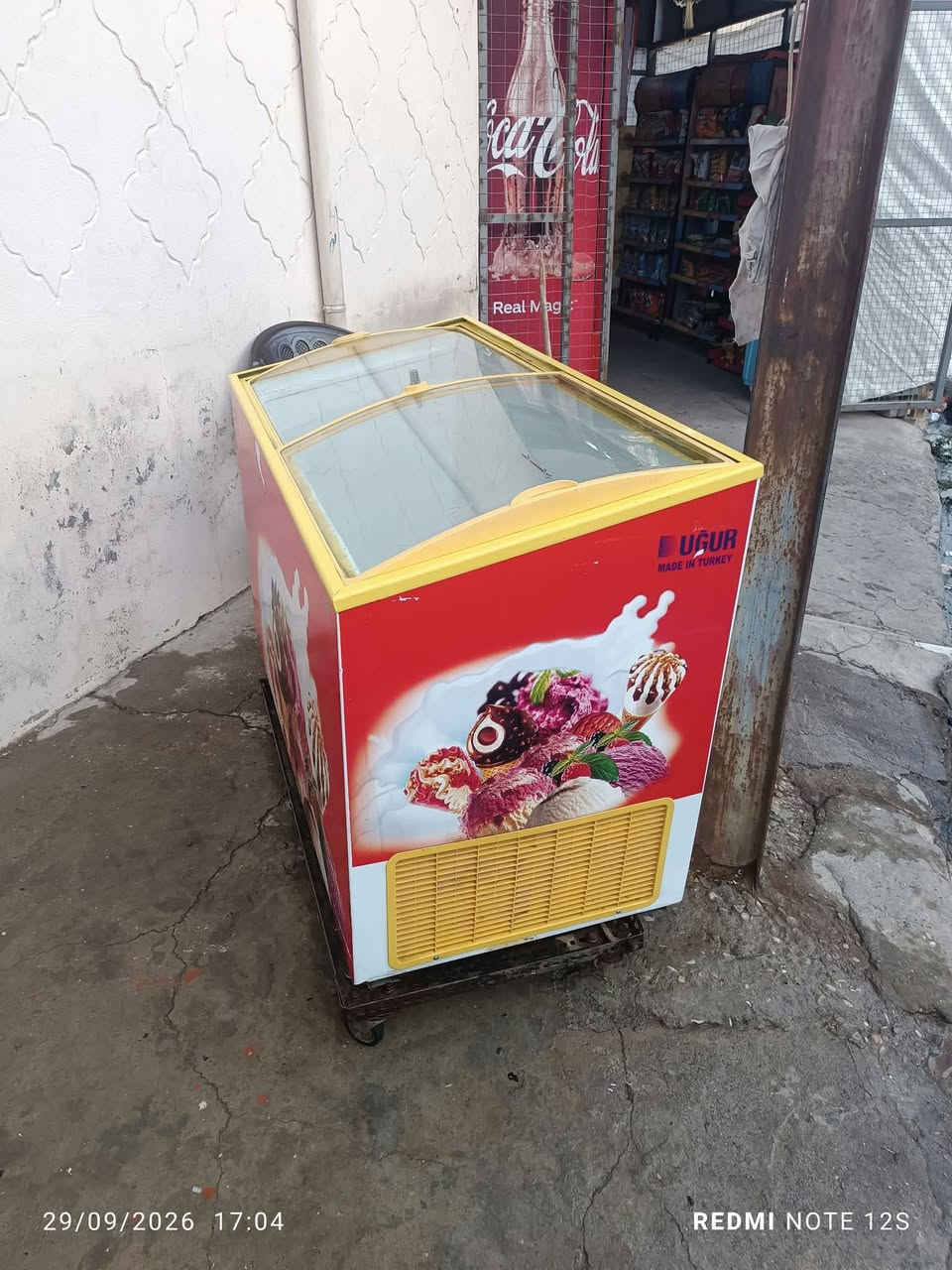 سلام عليكم عارضه بطحي تركي جديد للبيع مكان كراج شمال ***********

نص مكتوب في الصور:
- 29/09/2026 17:05 REDMI NOTE 12S
- 29/09/2026 17:04 REDMI NOTE 12S
