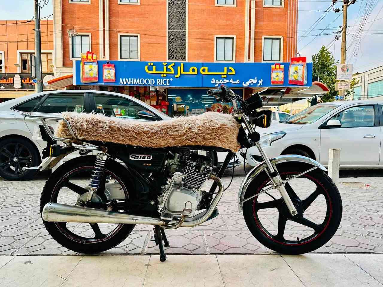 دراجه لل بيع خمسه كير منفيس كهربائيات شغاله السعر 450او بيها مجال
وتساب ***********
