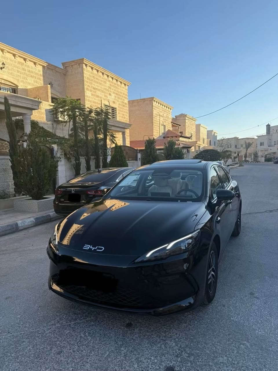 للبيع سياره BYD sel05 

سياره فول فول مواصفات

لون اسود

سقف سلايد

١٣ كاميرا

حساسات خلفي و جانبي

ماشيه فقط ٢٠ الف

شاشه كبيرة

بطارية كبير

داخل أبيض 

ويل كروم

بصمة و كارت 

سياره رقم اربيل

تحويل و وكالة بشرط

مكان اربيل

*********** أربيل, العراق
