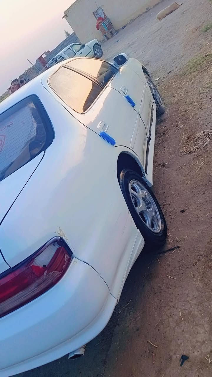 سلام عليكم  كرستا مديل ٩٨ مكفوله من لعيب شري رقم نكليزي بسمي
بيه ضربه بصندوك مكينه وكير2ونص جدد   ماتخسر عليه ربع

كهربائيت كلها شغاله تخم تاير جديد حداديه 80 
السعر 50 بيها مجال مكاني الناصريه قضاء النصر ***********
