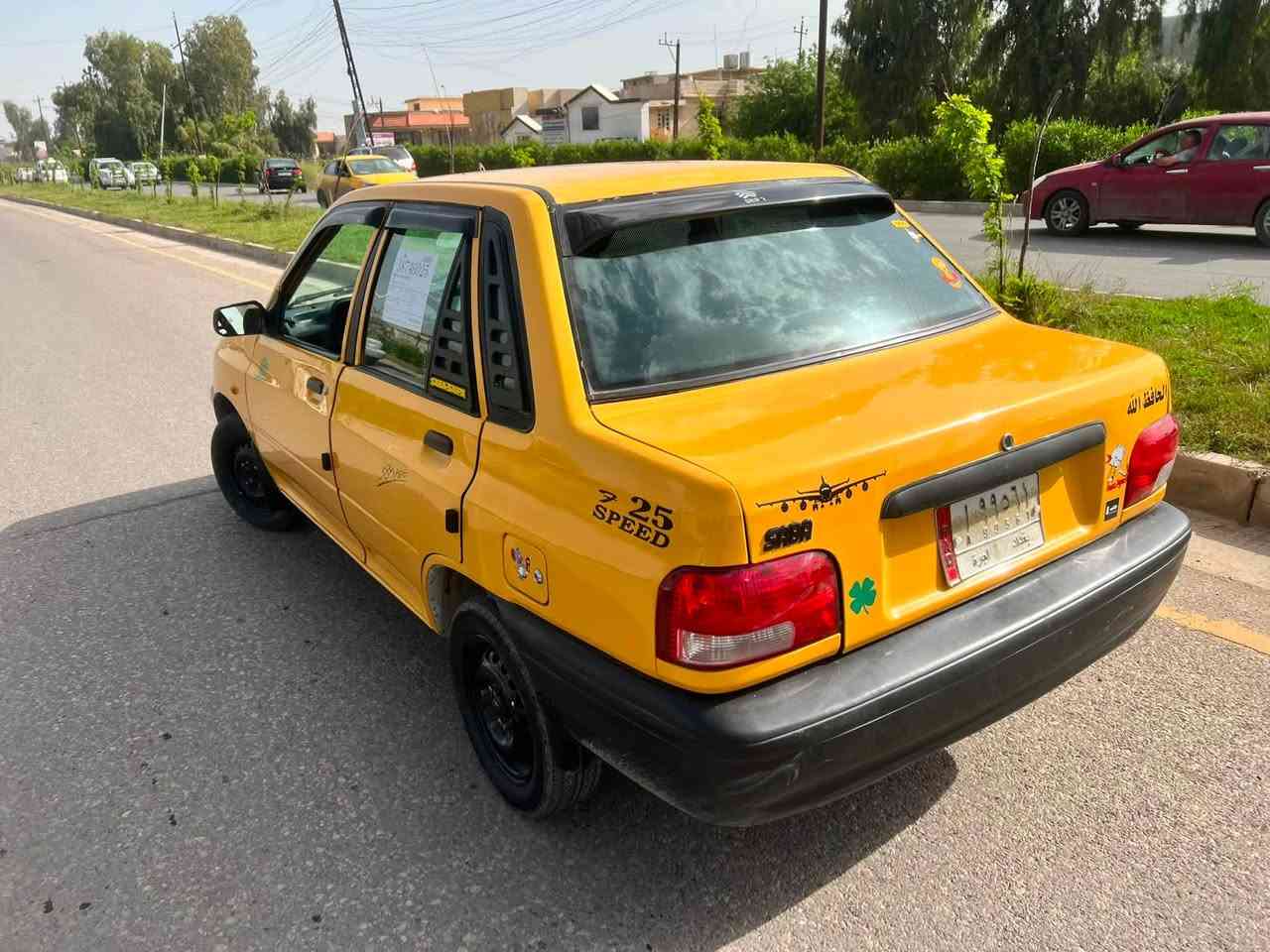 ‏ سلام عليكم عندي هاي سيات موديل 91 سيارة باسمي كربون بنزين بشرط سيارة كير محرك قصه عليها للبيع السعر  35 السيارة باسمي السنوية عظم رقم دولي كربون بنزين شرطة التحويل والوكالة
‏عندي هاي سايبة للبيع طالب عليها عليها هيئة 350  سعرها 27 ورقة بيها مجال شرط التحويل تأخذ هيئة صفرة كير محرك قصة ما أبيها قطرة ضرر 
***********
