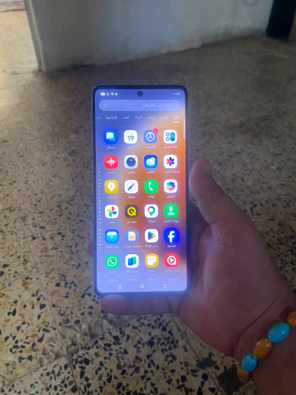 السلام عليكم جهاز للبيع سعره 250وبي مجال جهاز نضيف ممفتوح بيع أو مراوس حسب جهاز عندك(***********)