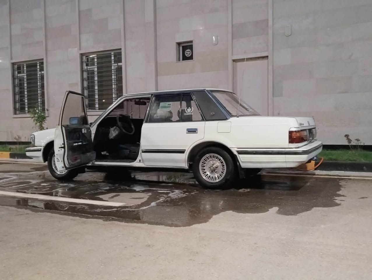 سوبر 1985
تحويل ثاني يوم رقم بغداد مشروع وطني 
سياره بلاد مكينه وكير بلاد وكشر بلاد حداديه 70بلميه تبريد شغال 
والسعر 55وبيها مجال الشراي الاتصال وعرف باقي التفاصيل اتصل ع الرقم ***********
