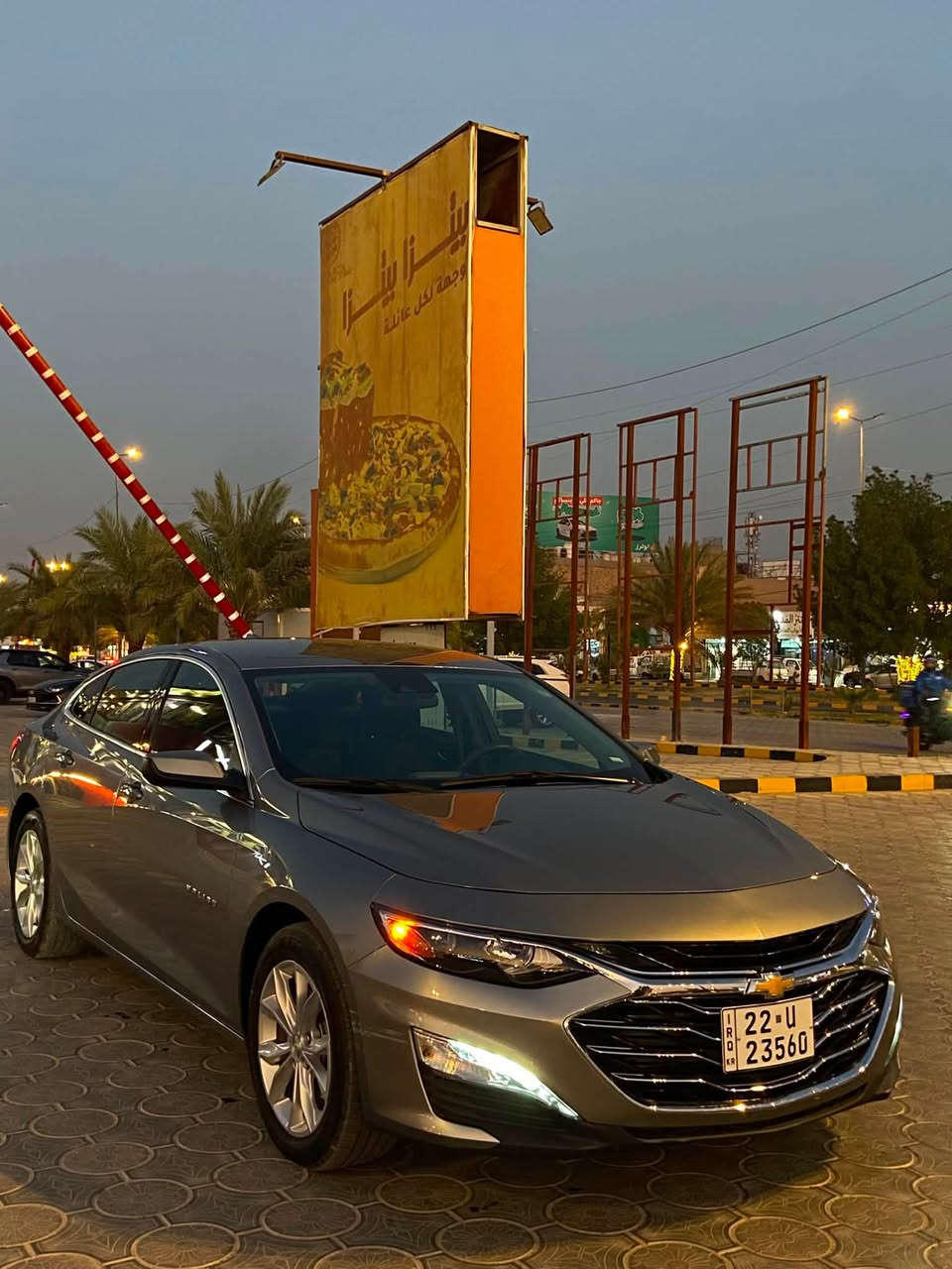 شوفرليت ماليبو 2025 LT
الموصفات(بصمة وتشغيل عن بعد شاشه كبيره ويل 18 تدفئة الكراسي الاماميه قطعتين تبريد رادر امامي وتحديد مسار)وباقي الموصفات 
الحادث(جاملغ خلفي وباب)بدون ضرر ايرباك بدون دواخل بجم كفاله 
رقم اربيل 
العنوان(النجف-حي الجامعه)
للاستفسار اكثر اتصال 
*********** 
السعر:138 ورقه وبي مجال
