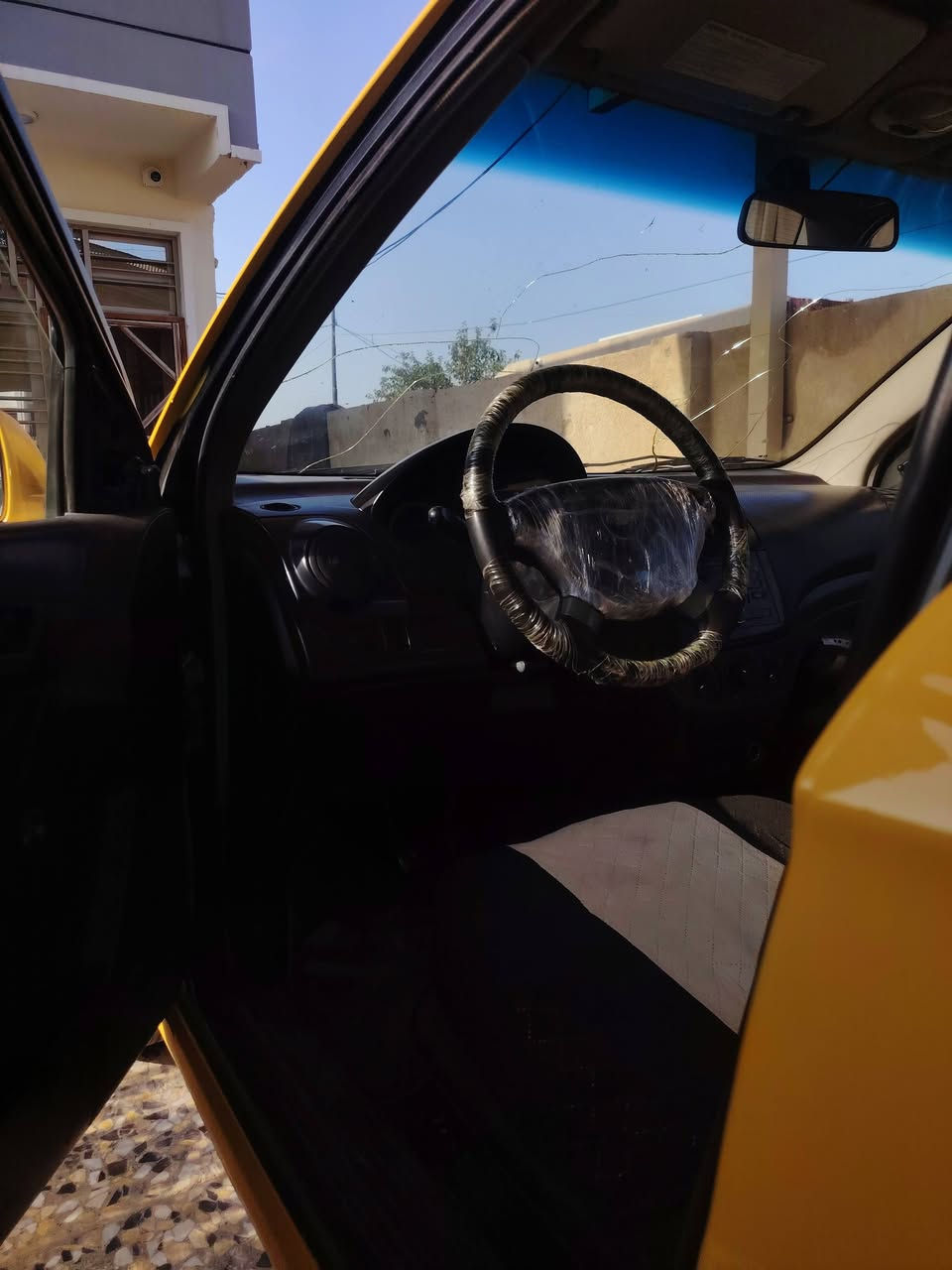 أفيو • ٢٠٠٩ • رقم الانبار