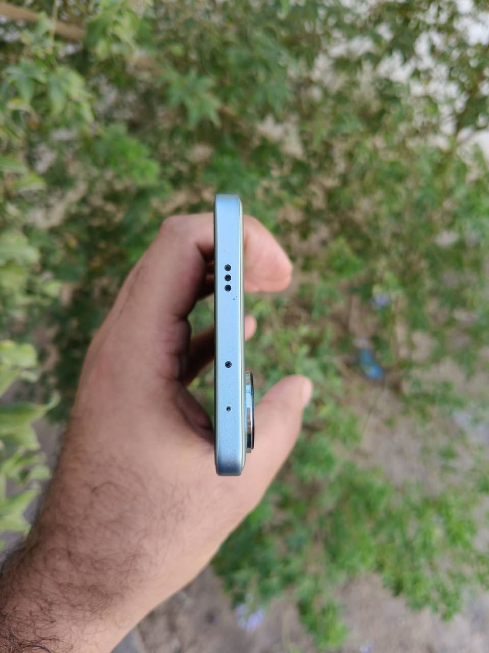 بوكو F6 ذاكرة 512 العشوائيه 12+12 نضافه الجهاز 100% معالج snapdragon® 8s gen 3 Mobile platform ينطيك ببجي 120 فريم حقيقي وبكل الالعاب 120 واكثر بسلاسه الجهاز كامل ملحقات كارتون وشاحنه الاصليه 90w وكفر كامل مكفول كفاله عامه حته من الشخط السعر 450 او مراوس عنواني شط العرب ***********

