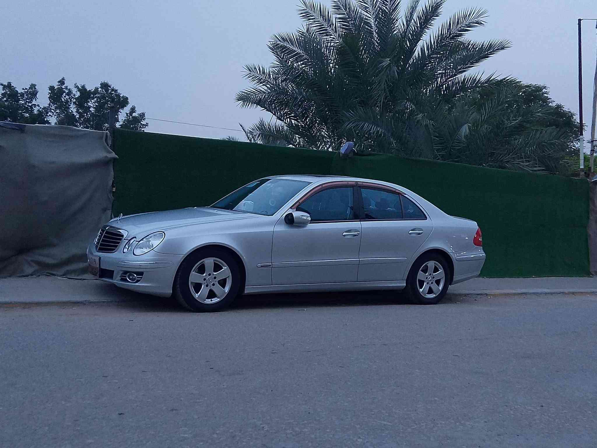 سلام عليكم من رخصه صاحب الكروب 
وارد اليابان اعيد واكرر وارد اليابان 
مارسيدس W211____2007____E350
ماشيه 95 الف حقيقي وبعده شركه وشرط اصبانه ما ممدوده عليه وما عايزه برغي 
1/ لون سلفري 🩶🤍
2/ محرك v6___نمر7ــــ350
3/ موديل 2007
4/زراك لايت💧💧💧 
5/ مري شفط عل ريمونت 
6/ سلايت جام ✨
7/ رقم دهوك انكليزي 
8/ ويلات البلادي مالته وتايرات الشركه 🛞
9/ بكلايت كرستال خطين مسح 🛑
10/ سبير مال الشركه الرفيع ما نازل شرط السياره بعده وكاله 🛞
11/ غرفه جلد لون اسود ⚫
12/ شاشه كبيره وليس الصغيره 💬
13/ سستم سماعات معه البلاتوث 🔊🔉
14/ كشنات الاماميه  تدفئه 🔥
15/ جام كهربائي وحساس ⚡
16/ برده خلفيه كهربائي ⚡
17/ تجاوي الخلفيه قلاب عل دكمه ⚡
18/ مثبت سرعه🚫 
19/ سياقه ذاتيه 🚫
20/ شاشه اعطال ‼️
21/ كاعيات مخمل 
22/ كشنات كهربائيه⚡ وليس ميكانيكيه 
23/ حقيبه اسعافات اوليه مال مرسيدس الخاصه بل سياره 🚑
24/ عدد ايرباكات 12🛑
25/ عنوان السياره النجف الاشرف 
26 رقم الهاتف/***********
27/ سرعه 180 $ وبيه مجال للطيبين الشراي يجي يتعنه وطيحله من سرعه 🚫 مو شراي لا اتعبني ولا اتعبك فر ويلك ورجع فدوه  لان متوازي عله فلوس واريد ابيع عندي بنيان سيد قصي شبر //سيد لؤي شبر
