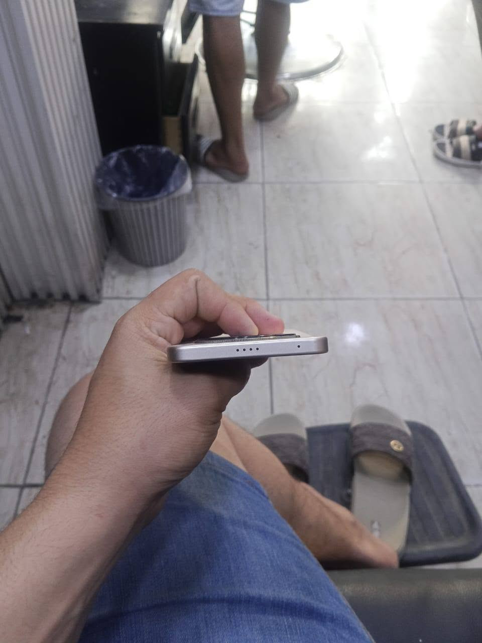 هونر اكس تسعة دي x9d
جهاز كامل مكمل ومابي اي خلل نظافة فول وممفتوح بلادي وكلش مرتب 
فقط شاصي بي عواج قليل ومماثر ابد ع اي شي ويعدلو 
كامل ملحقات كارتون وشاحنة وكفر 
مكاني بغداد الدورة 
رقمي ***********
سعرة ٤٣٥ الف بي مجال حك جيتك

