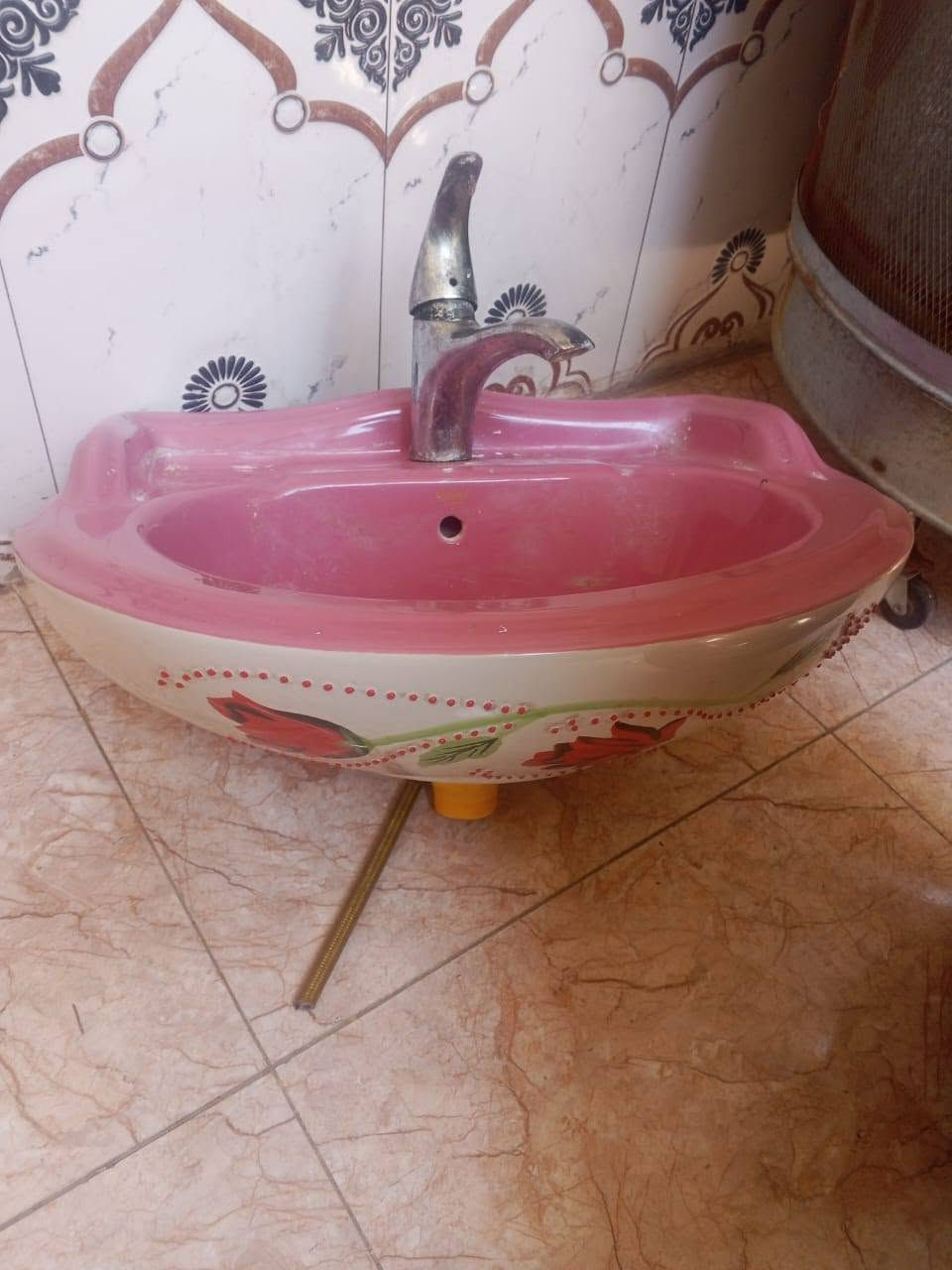 دراجه كامكو للبيع مع بايسكل مع مغسله كلمن وسعره انا مكلف بنشر اتصل***********
