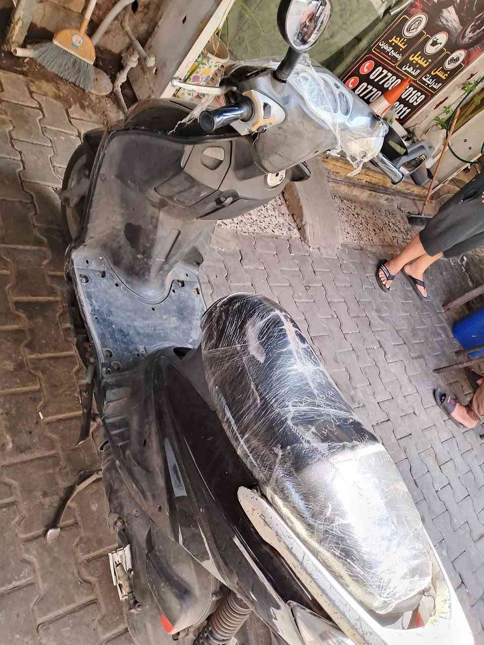 للبيع سكنس نثيع نكره سلف محرك برغي ممفتوح بي مكينه خرسه السعر 700شراي يتصل عنوان الاعظميه***********
