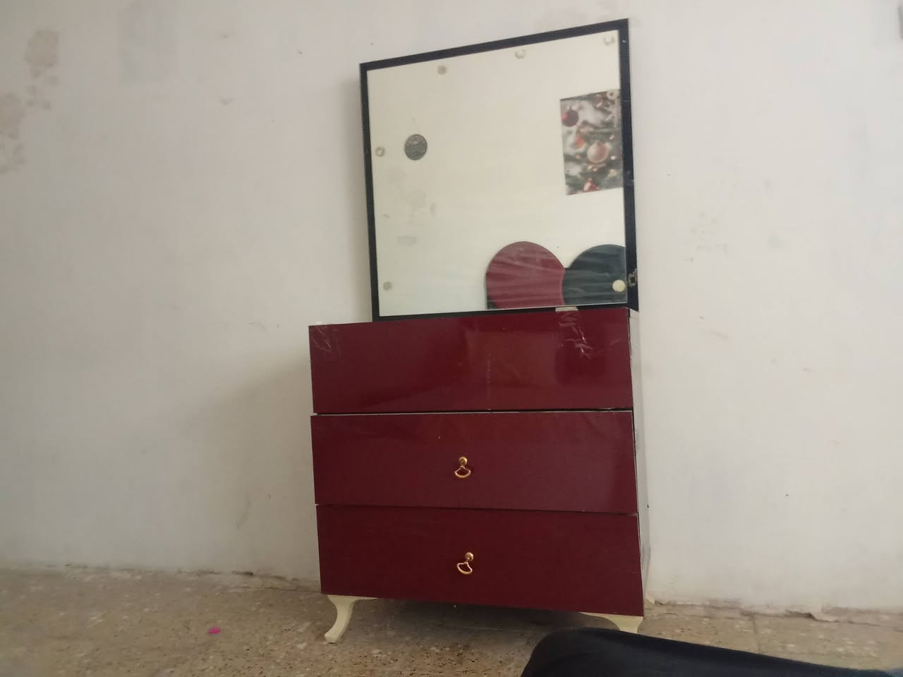 سلام عليكم
عندي غرفه للبيع بسعر مناسب 225 وبيها مجال ويجي وياه دوشك  العنوان شارع
 بلقيس بفرع كيك نوتيلا 
تواصل مع رقم
***********
