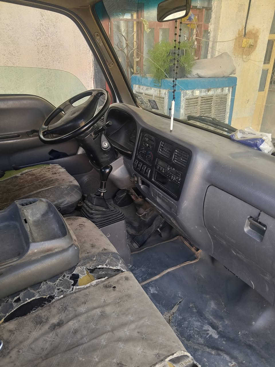 السلام عليكم كيه فنتيره للبيع موديل97رقم ديالى ارقام وسنويه وهزة كله جديد كير محرك اكسل شاصي مكفول السعر 58وبيهة مجال بصيط الشراري يخابر ويدلل ***********
