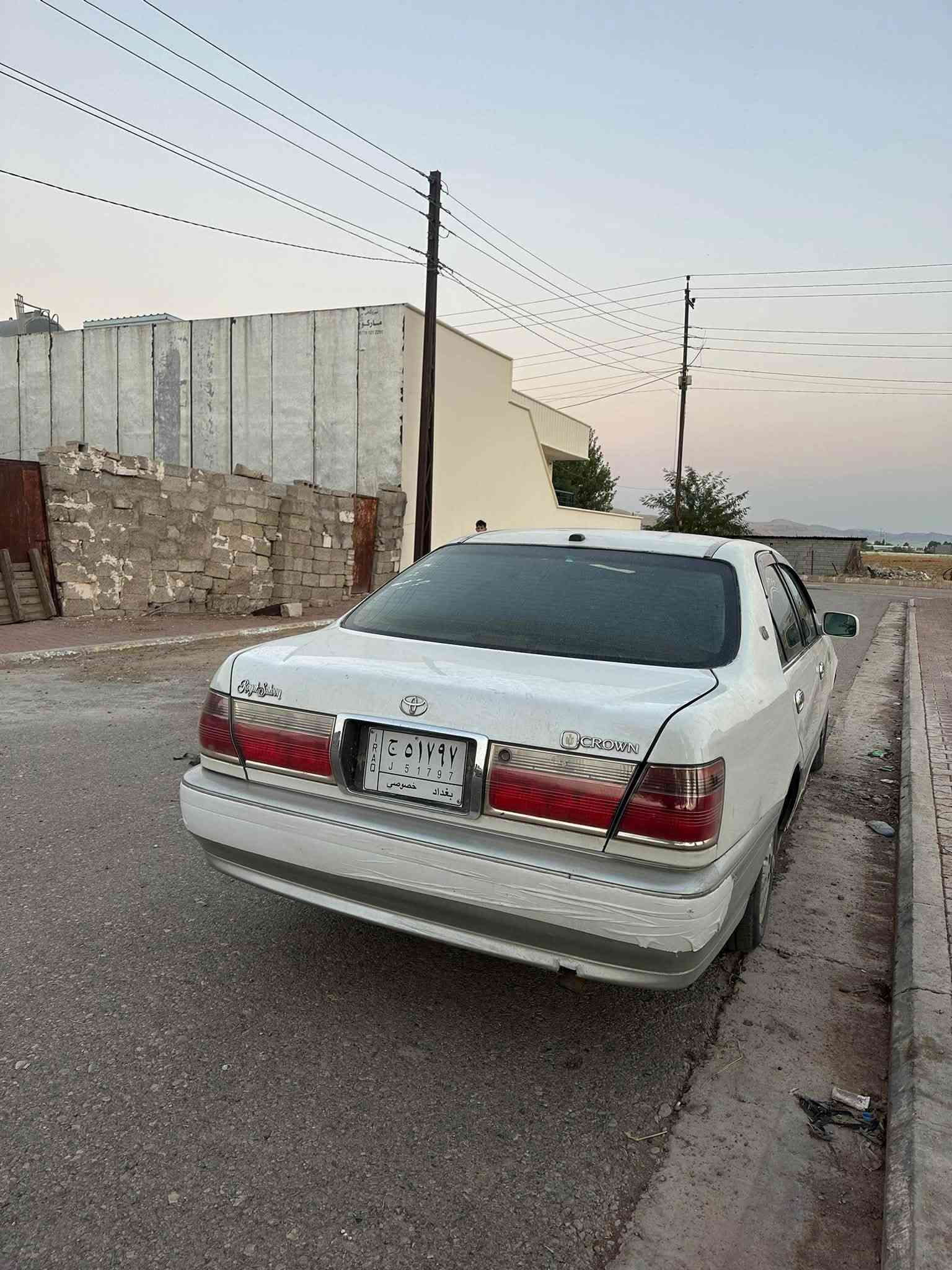 مليكة موس • ٤ باب • ٢٠٠٣