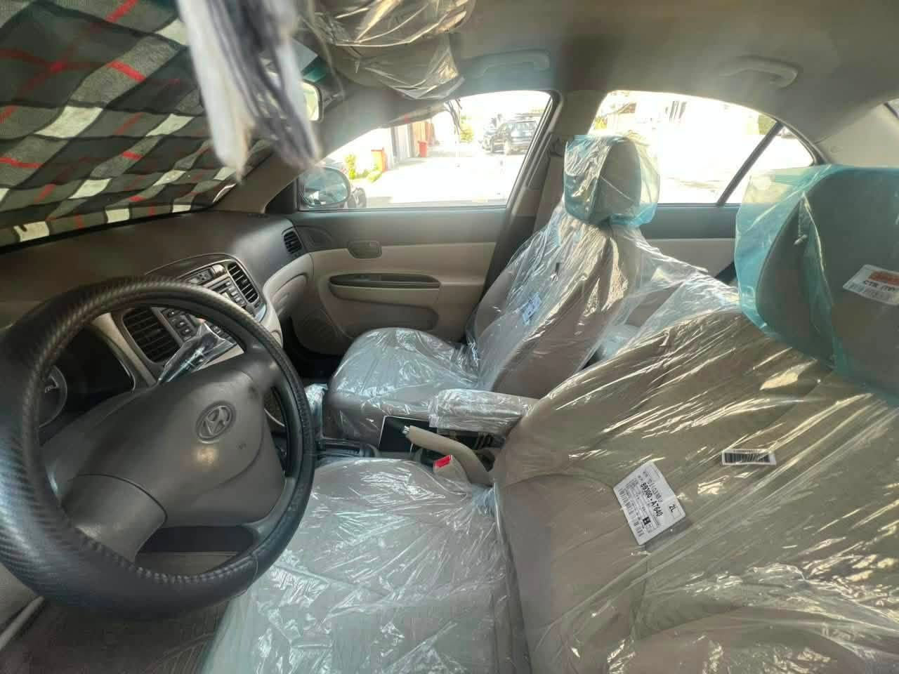 لسلام عليكم هونداي اكسنت خليجيه مكينه1600 شركه عامه سياره جديده ع ايدي كفاله عامه مكينه كير تبريد كلشي بيهه جديد رقم بغداد باسمي  مكان سياره بغداد
السعر 102 وبيها مجال قليل 
***********
