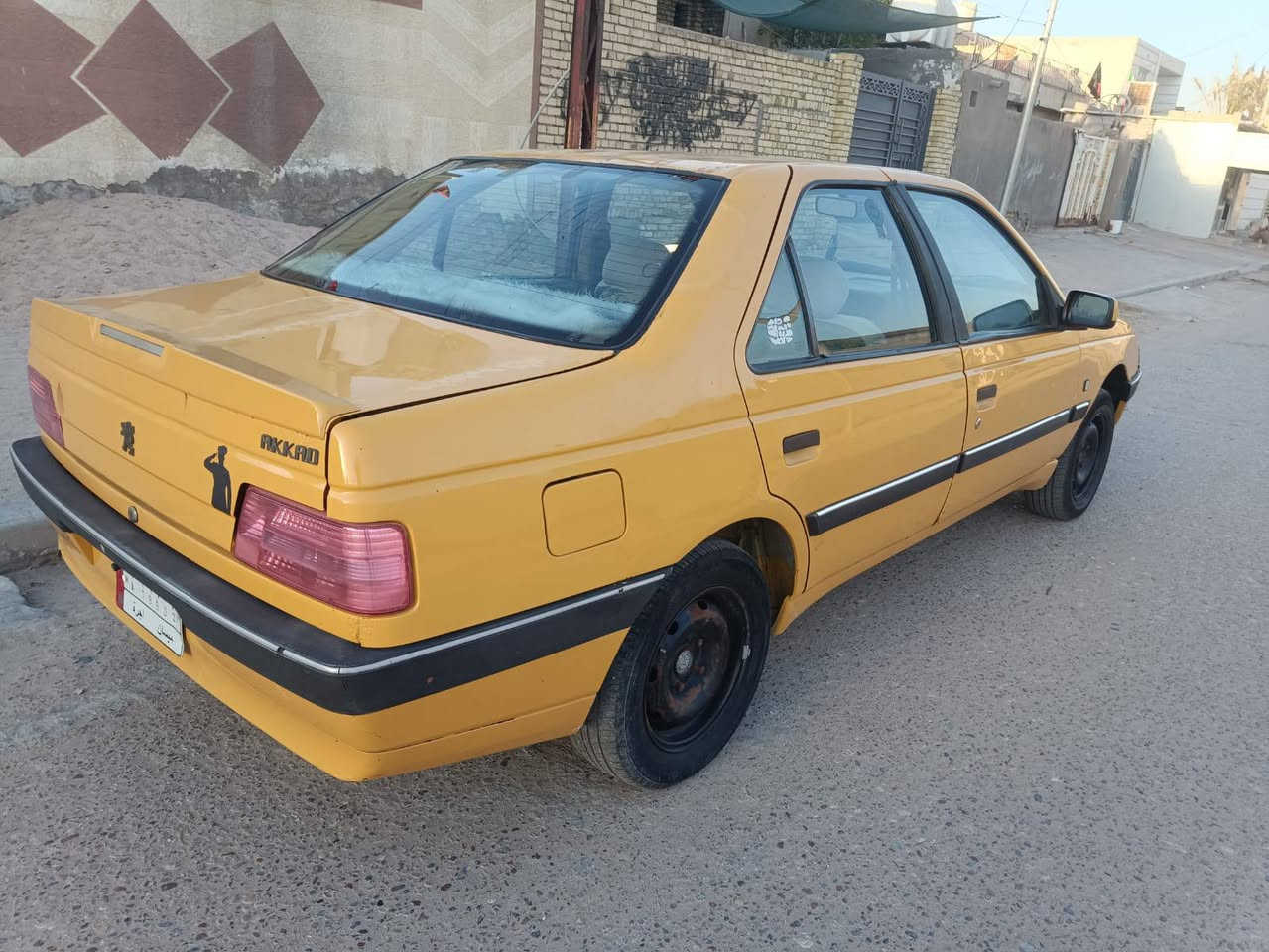 بيجو 405 سياره حلوه وجاهزه من كلشي مكفوله من ضربه وتبديل بيها تلحيضات بصيطه مكينه فرنسي سنويه 27 ميسان لستفسار على الرقم *********** مكلف بالنشر خاص مغلق
