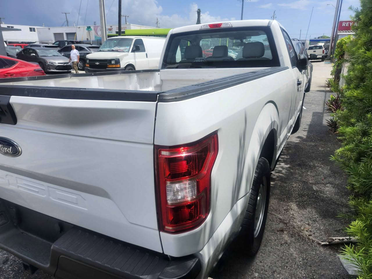 Exelentes condition todo perfectamente bien exelentes mantenimientos como nuevo Price partes nuevas 

Price  :  $ 6500 firme no ofertas amigo 

786 356 35 30 or 786 256 44 98 Raul or Rolando LLAMAR MEJOR QUE TEXT A VESES NO LO VEMOS EN HORAS no textos Miami, FL
