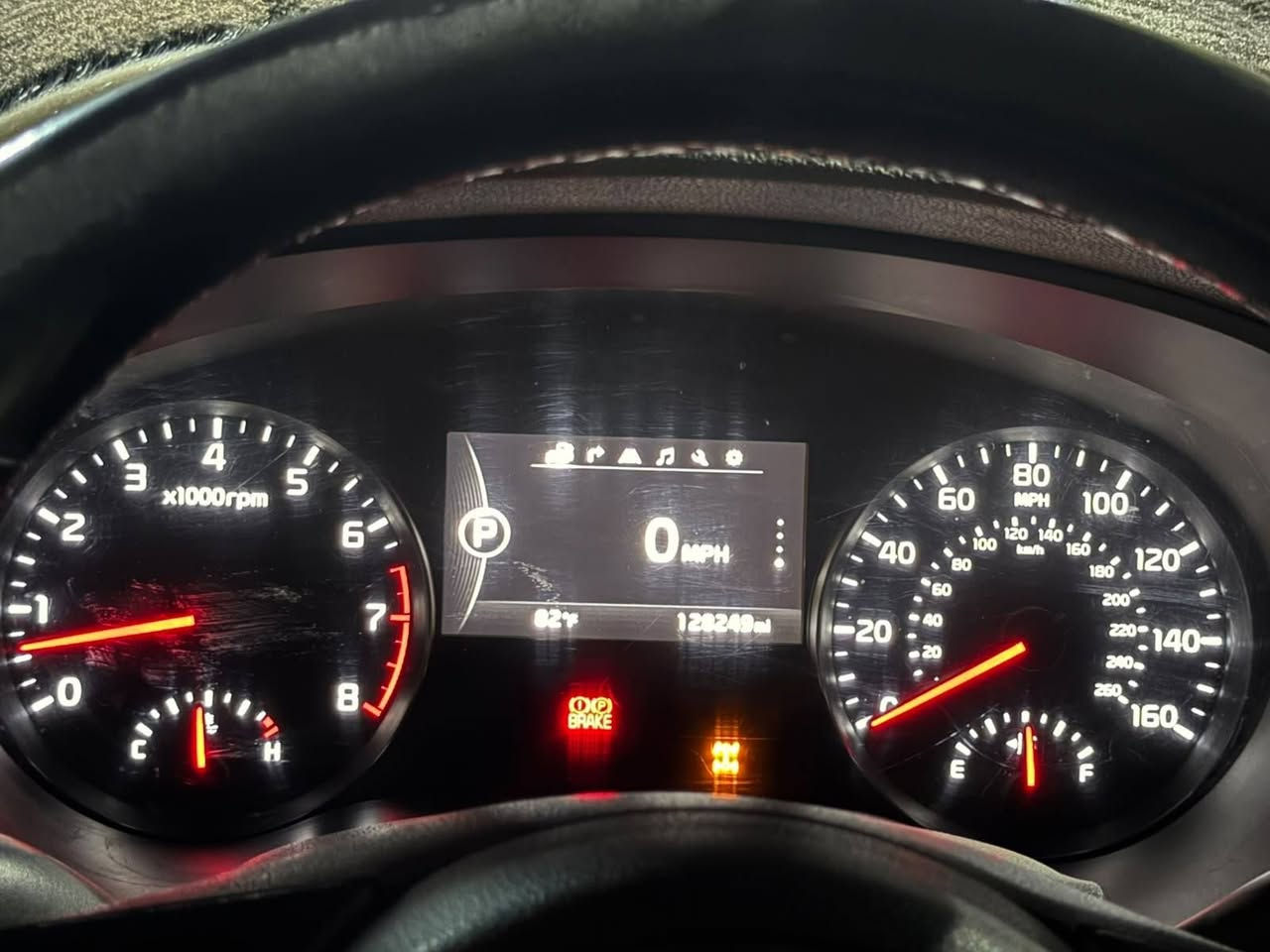 سلام عليكم سبورتج موديل 2019ماشيه 128مايل السياره فول 1على1مكين 2000تيربو واريد أمريكا 
حادثها بابتين وجمالغ نفسهن مصلحات بدون يرباك وصوره الحادث موجوده بل منشور  السعر 160ورقه وبيها مجال الطبين
رقم سياره شمالي تريد تحويل تريد وكاله مكان السياره بغداد الحريه وهذا رقم تلفوني بي واتساب 
***********
