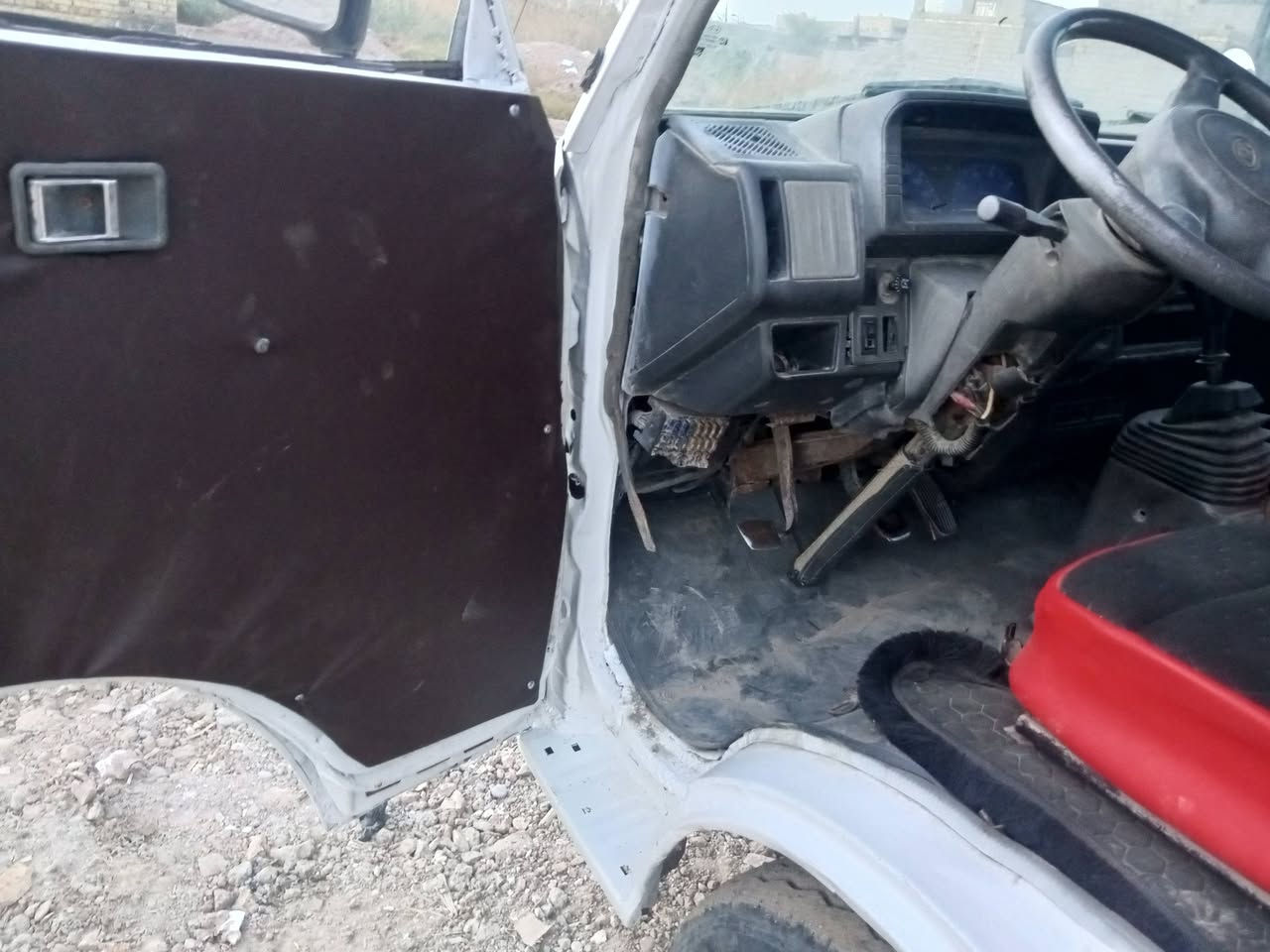 السلام عليكم كيا 93 رقم دولي سنويه لحد 30 تحويل مباشر باسمي مكفوله الكيا من محرك كير اكسل شاصي كهربائيات تخم تاير دوشمه جديده باتري سلف صدر مصبوغه جماليه فقط السعر 40 مجال جدا قليل العنوان واسط نعمانيه‏‪***********‬‏  ***********

نص مكتوب في الصور:
- أدخل نص