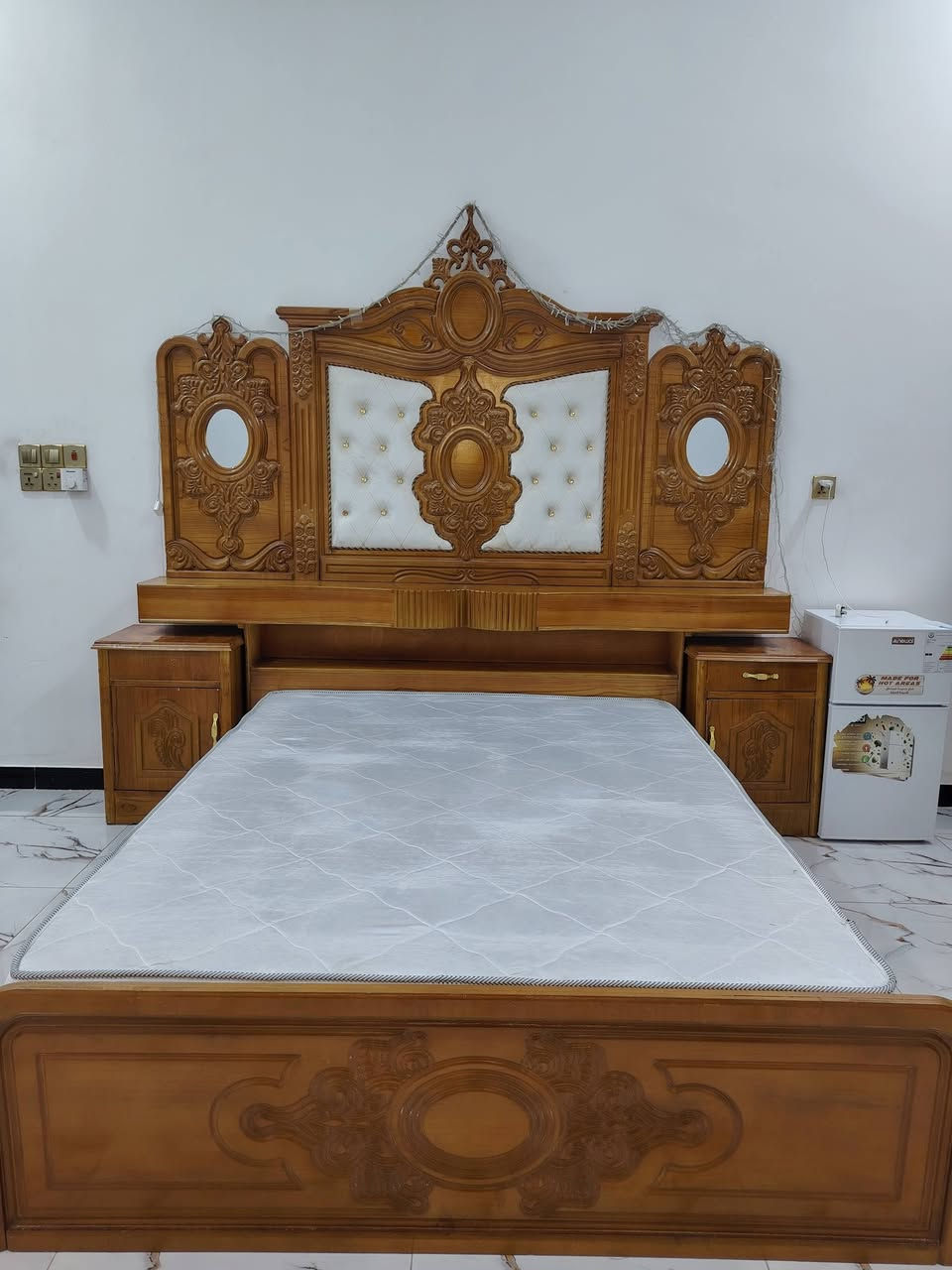 غرفة للبيع • جديدة • واتساب