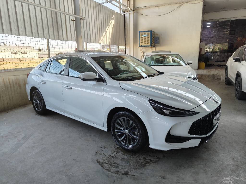 Mg GT 2025
فول فول مواصەفات 
سڵاید جڵد بەصمه
5کامێرا و360°
تەنها 22هەزار ڕۆشتووە 
ڕەقەم و سەنەوی و هەموو شتی تازەیە تا 2030
یەک پەڵە سارد و کارتی بچوکی هەیە 
چاڵێکیش لە سنوقەکەیەتی دەرنەکراوەتەوە

نرخی 116 وەرەقە و مامەڵەی تیایە
سلێمانی 

***********
*********** السليمانية, العراق
