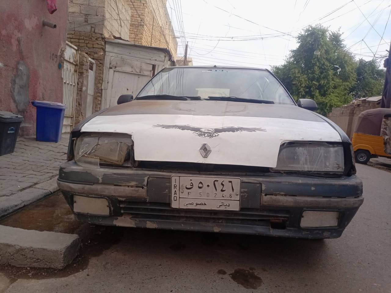 رينو بلاديه • ١٩٩٢ • رقم ديالى