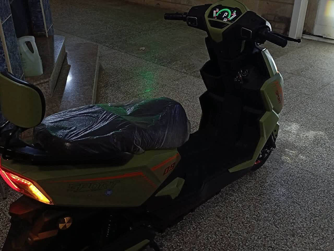 دراجة سكنس موديل 2025 للبيع!!💚🏍️

🔋 6 بطاريات أصلية وكالة

⚡ بالشحنة الوحدة تمشيك 70–75 كم

🚀 سرعتها الحقيقية تقريبًا 75

🔐 دبل سويج + دبل بصمة + تشغيل عن بعد

🧲 الملف 2000 نحاس حقيقي 100%

✨ الدراجة نظيفة كلش، ماشية 310 كم فقط

💡 ناصي + عالي

💨 3 نمر (سرعات)

🪞 ثنين مرايات جانبية

🔌 الشاحنة الأصلية

🩹 بيها شكم شخطات بسيطات

💰 السعر 800 وبيه مجال للشراي

📅 الحالة: نظيفة جدًا، استخدام شهر ونص تقريبًا

📱 *********** (واتساب)

📍المكان: السماوة
