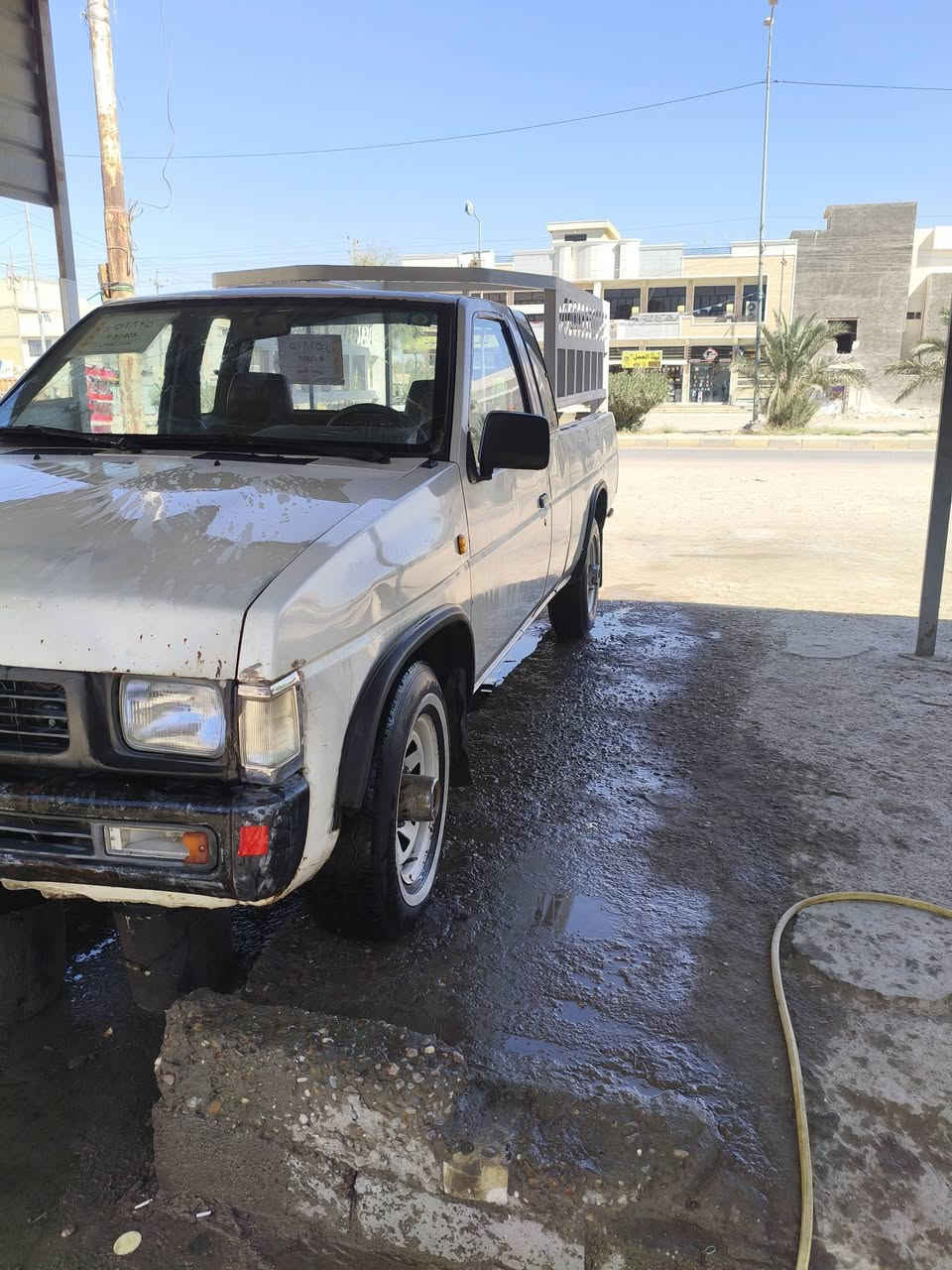 السلام عليكم بيكب نيسان ياباني 94 السياره بلاديه على وضع الشركه لا ضربه ولا صبغ قماره وربع اربعه راكب مكينه 2400 نوزل مكينه وكير واكسل وتخم تاير مكفولات رقم بغداد باقي بس تثبيت اللوحات سنوية وهزه جديده شرط التحويل مكانها بغداد التاجي السعر 48 للاتصال ***********
