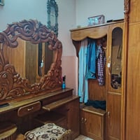 غرفة خشب • قنصور • ٦ ابواب