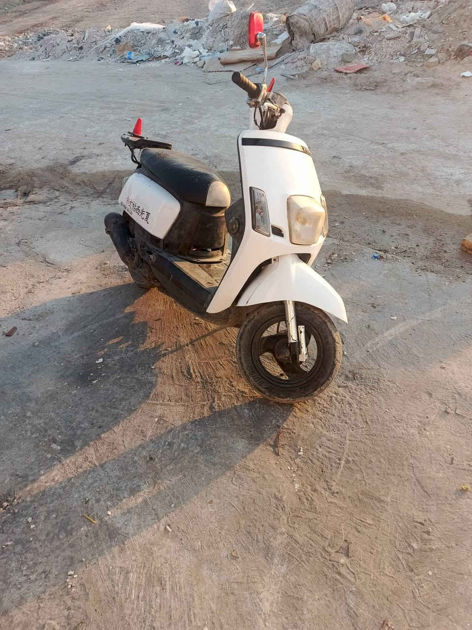 سلام عليكم دراجه للبيع بوليس مسطره السعر 450وبيه مجال دراجه نضيفه واذا اكو مراوس عادي نامه متياز رقمي ***********
