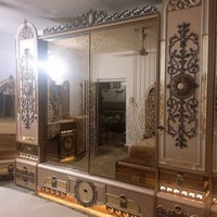 غرفة ماليزية • مستعملة • للبيع