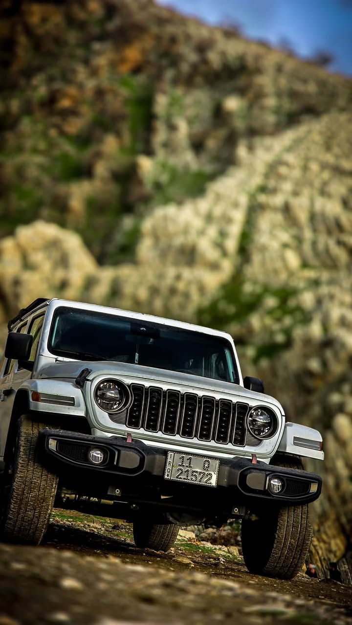 جيب رانكلر 4Xe 2023 هايبرد صحاره وارد امريكي  حادث موجود الصور مالتهه
السياره  Jeep Wrangler 4Xe 2023 2.0L 4 plug-in

حجم المكينه : 2000 تيربو + هايبرد + بلكن شحن خارجي

القدرة الحصانية 375 حالة حال الهيمي 

الشحن يمشيك ٣٠ ميل

المسافه المقطوع: ٣٢٠٠٠ km

                      

#المواصفات 

1.قماره تتفصخ اصير كشف
2.بصمه 
3.لوكير
4.كشافات 
6.شحن خارجي
7.بكلايت لد 
8. شاشه
9.سستم صوت دمام خلفي + امامي 
10.لايتات زنون هايلوجين
11.كشنات جلد اسود بلادي 
12.سقف ابيض 
13. تحكم استرين
14. ويل حجم 19
15. كامره خلفيه 
 السعر ٢٨٠٠٠
رقم ***********
