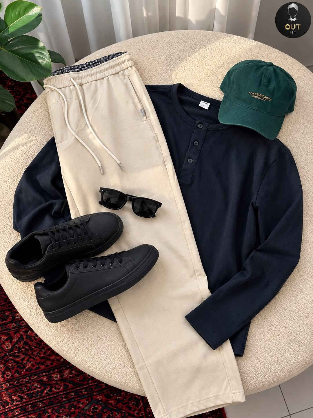 OUT FIT 🖤
Men’s Fashion | Style | Details
👔 ملابس رجالية
👟 أحذية • ⌚ إكسسوارات
📍 النجف الاشرف | 🚚 توصيل متوفر
📩 DM للطلب
#outfit #mensfashion #streetwear #menswear

نص مكتوب في الصور:
- OUT FIT