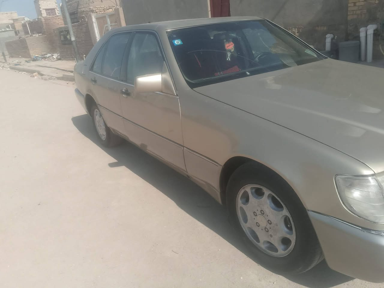 السلام عليكم سيارة مارسدس شبح موديل 93سنويه 28راعيه بل ناصرية
مكينه بلاد بيه ضعف السعر 45وبيه مجال
مكاني ناصرية غراف 
***********
