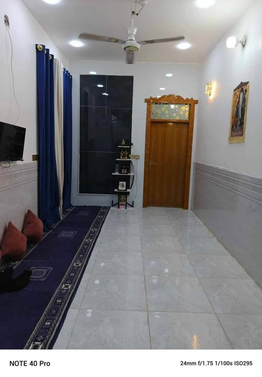 #بيت ١٠٠ متر بناء جديد كونكريت طابق ونص حي النداء منطقة ال٥٠ الف قريب من شارع ٦٠ المجمعات وشارع ٦٠ العرضي الأول 
#تفاصيل البيت
الطابق الأول.... غرفة وصالة واستقبال ومطبخ وتخاريج سيراميك وكاشي
الطابق الثاني... غرفة وتخاريج
#سعر البيت ٩٠ مليون وبيه مجال قليل
#للاستفسار الاتصال او المراسلة مكتب المظفر للوساطة العقارية 
***********
***********
***********
#عنوان المكتب النجف حي الميلاد الحولي عمود رقم واحد
#شعدكم عروض بيع وشراء المكتب في خدمتكم
