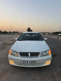 سني 2001ياباني يسره بلادي سياره بيهة صبغ ٤قطع بدون داخل سياره محرك وكي...