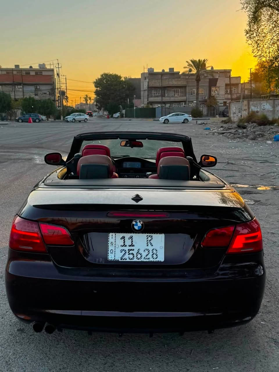 السلام عليكم .. للبيع او مراوس باخرة
السعر 125$
Bmw e93 328  2012   من النوادر بالعراق
ماشية 99 الف كيلو متر حقيقي 
السيارة كشف قمارة حديد
محرك 6 سلندر  n52 المرغوب بلادي .. كفالة محرك و گير و وشاصي و كص و حادث 
كهربائيات كلة بلادي
مصبوغة عام جمالية 
فول مواصفات .. بيها نقوصات بسيطة للأستفسار 
***********
