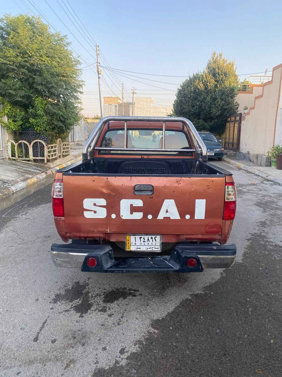 پیکاب سکای مۆدێل ٢٠١٣  سەنەوی پلاستیک ئەوەلیاتی بەشەرت گێرو مەکیەنەی بەشەرت سەیارەکە زۆر جایزە شاشە ئایپات چوار تایەی مەزبوت  نرخەکەشی ٣٢$ گەڵاو کەمێ مەجال …. چەمچەمال 
***********
