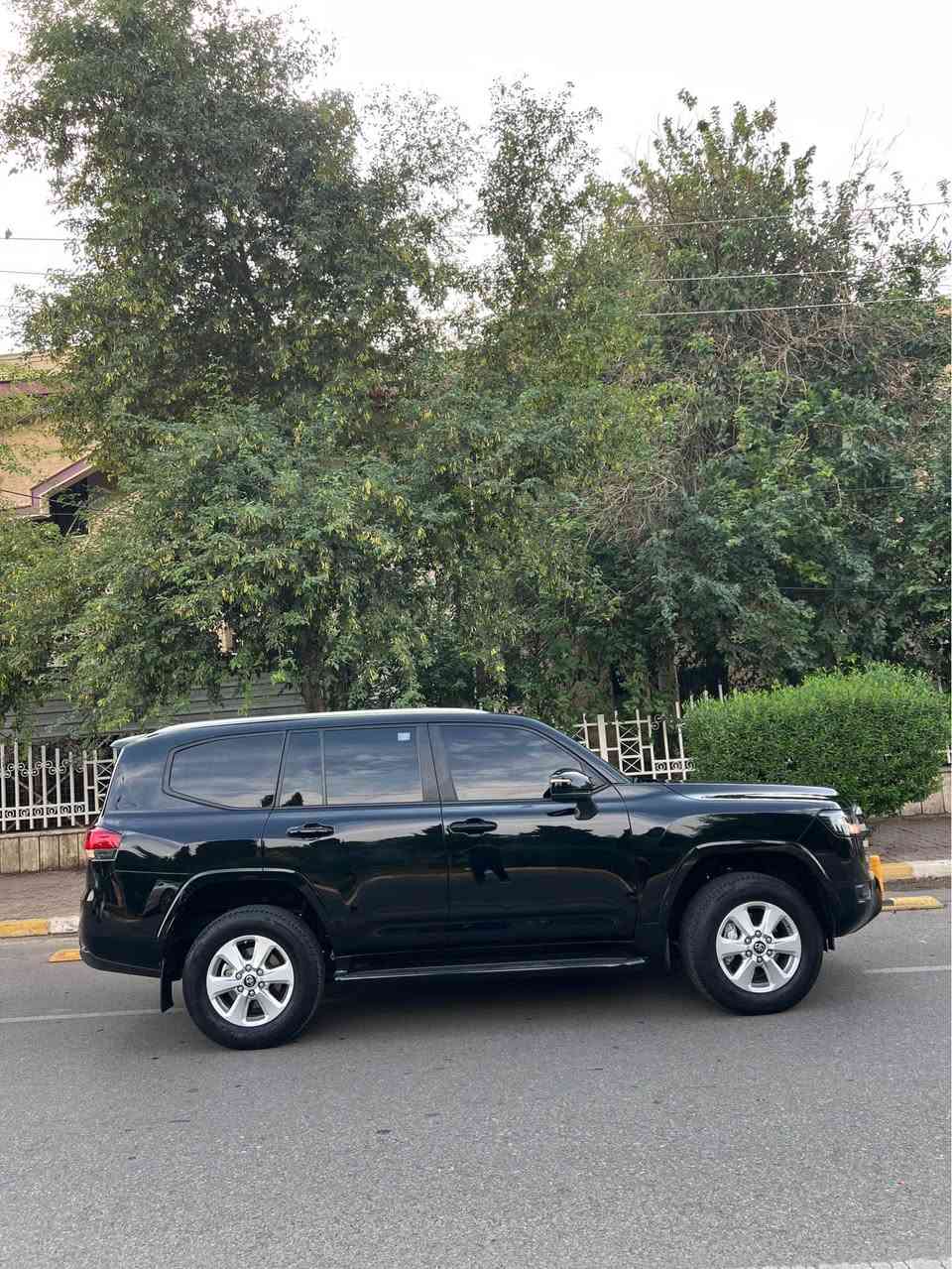 لاندكروزر GXR • ٢٠٢٤ • ٤٦٠٠٠ كم